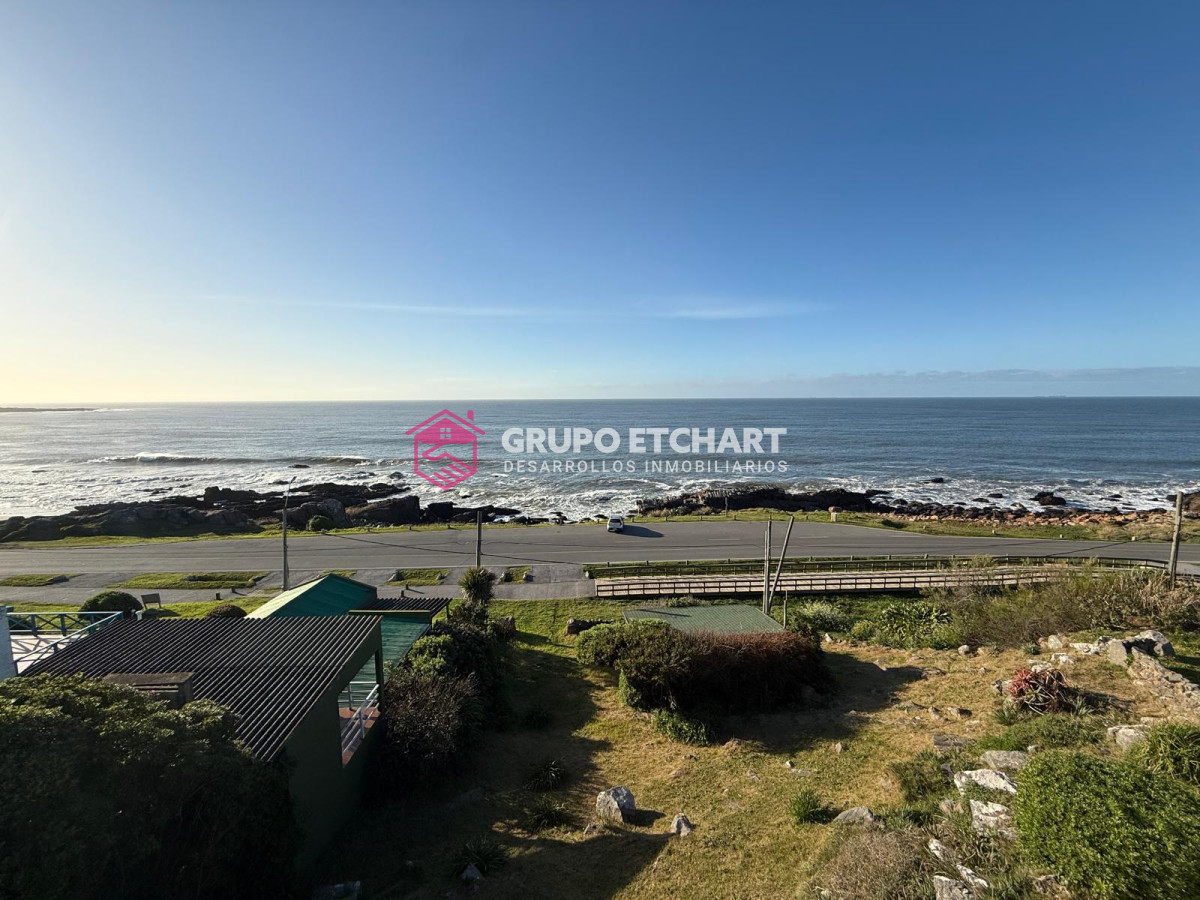 Casa ID.109 - Casa en venta Punta Colorada -  Vista al Mar - 3 Dormitorios 2 Baños