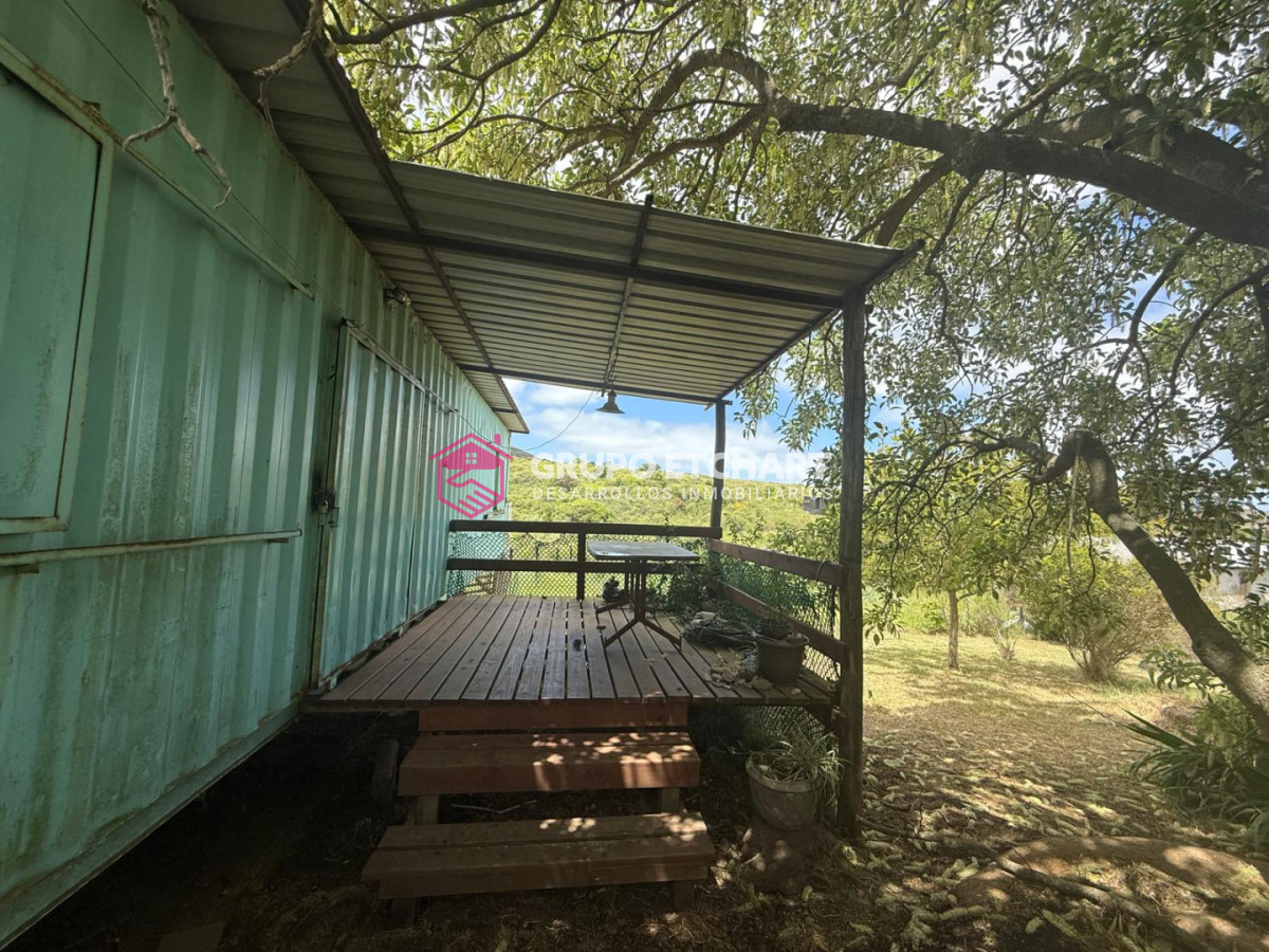 Casa ID.170 - Casa Contenedor ,terreno con mejora Playa Verde