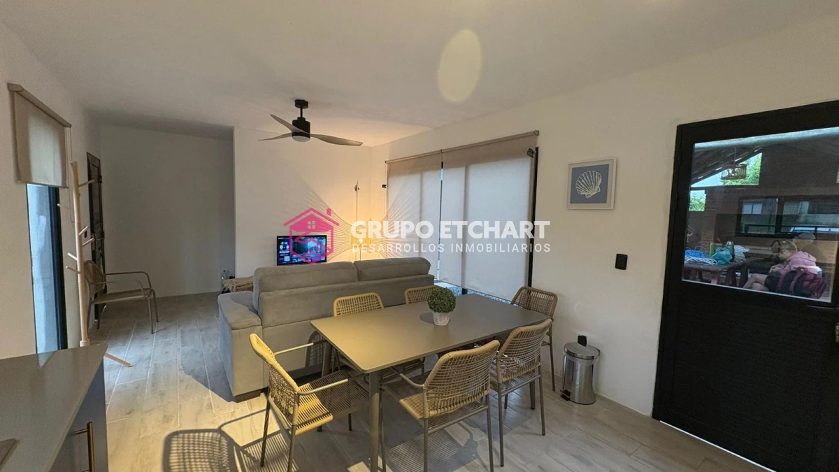 Casa ID.85 - Casa en Venta Piriápolis dos dormitorios un baño.