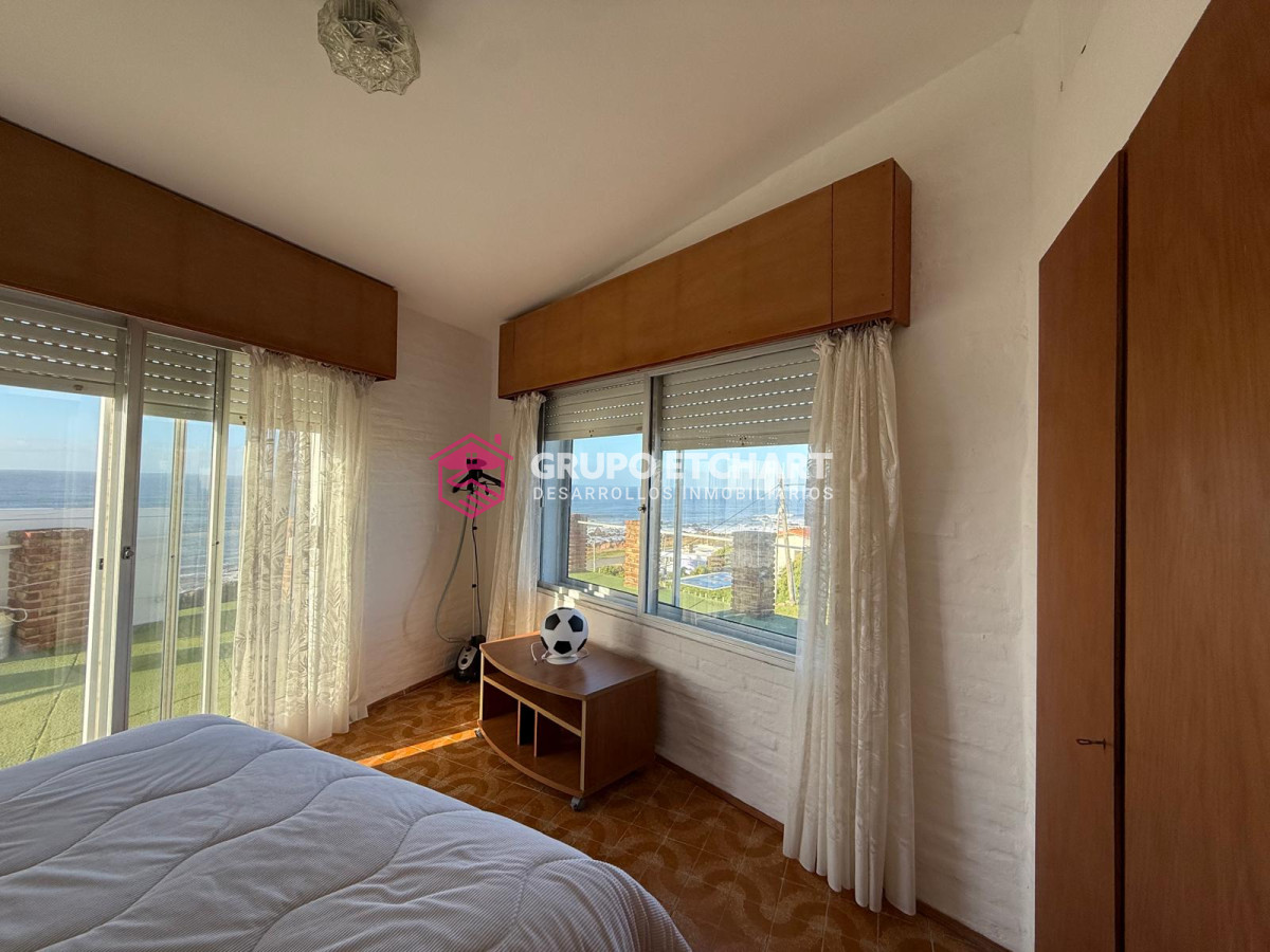 Casa ID.109 - Casa en venta Punta Colorada -  Vista al Mar - 3 Dormitorios 2 Baños