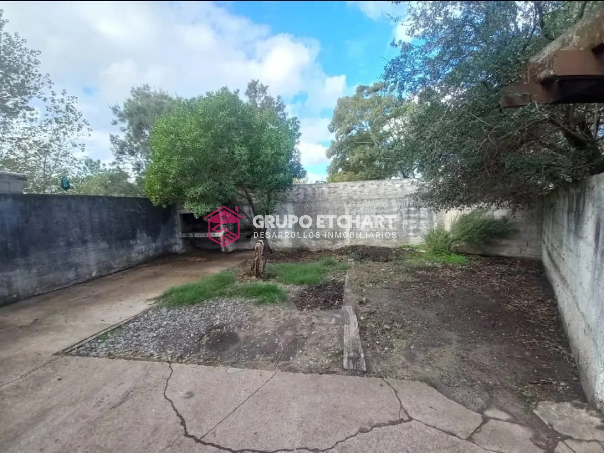 Casa ID.24 - Casa en venta Piriápolis 4 dormitorios  2 baños.