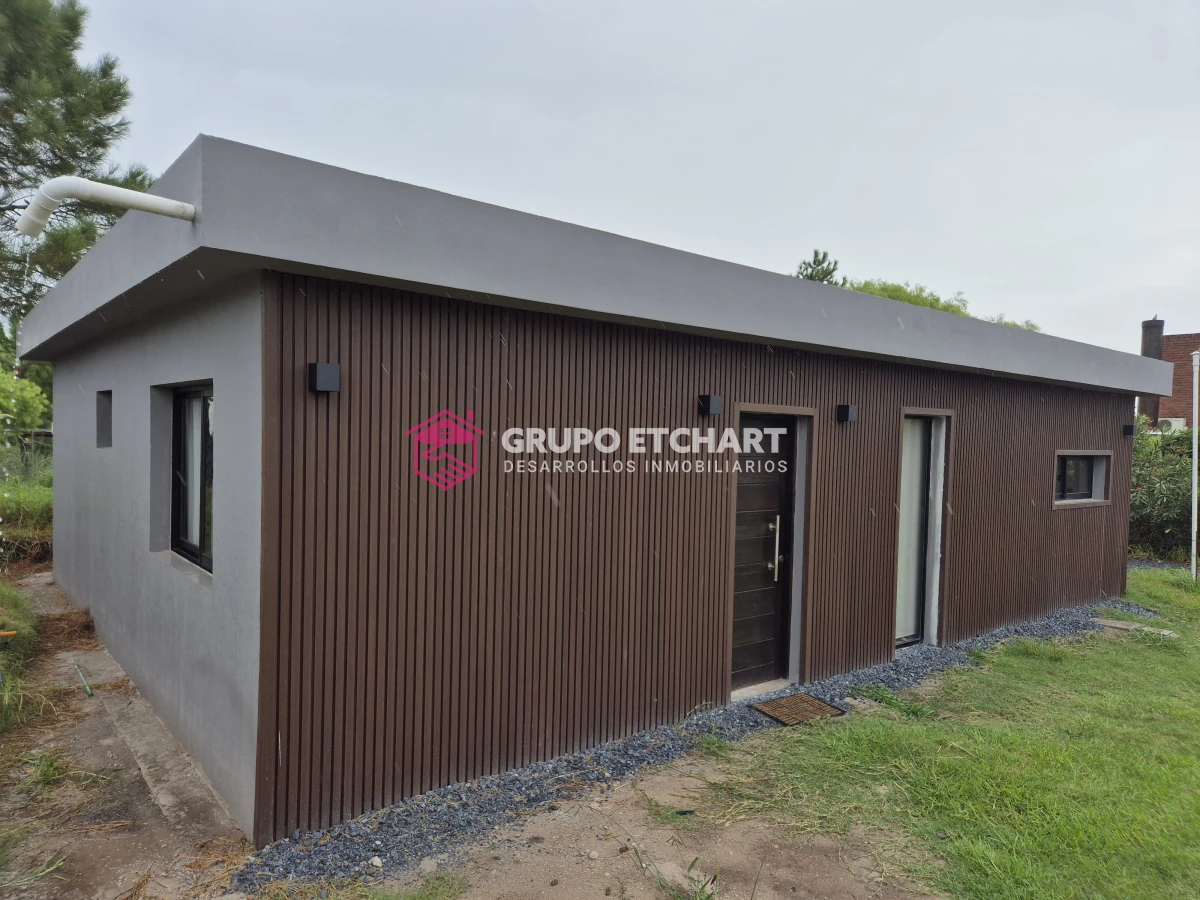 Casa ID.85 - Casa en Venta Piriápolis dos dormitorios un baño.