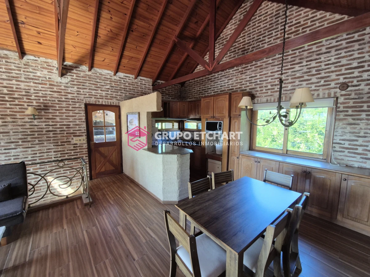 Casa ID.68 - Casa en venta Piriápolis 3 dormitorios y 2 baños.