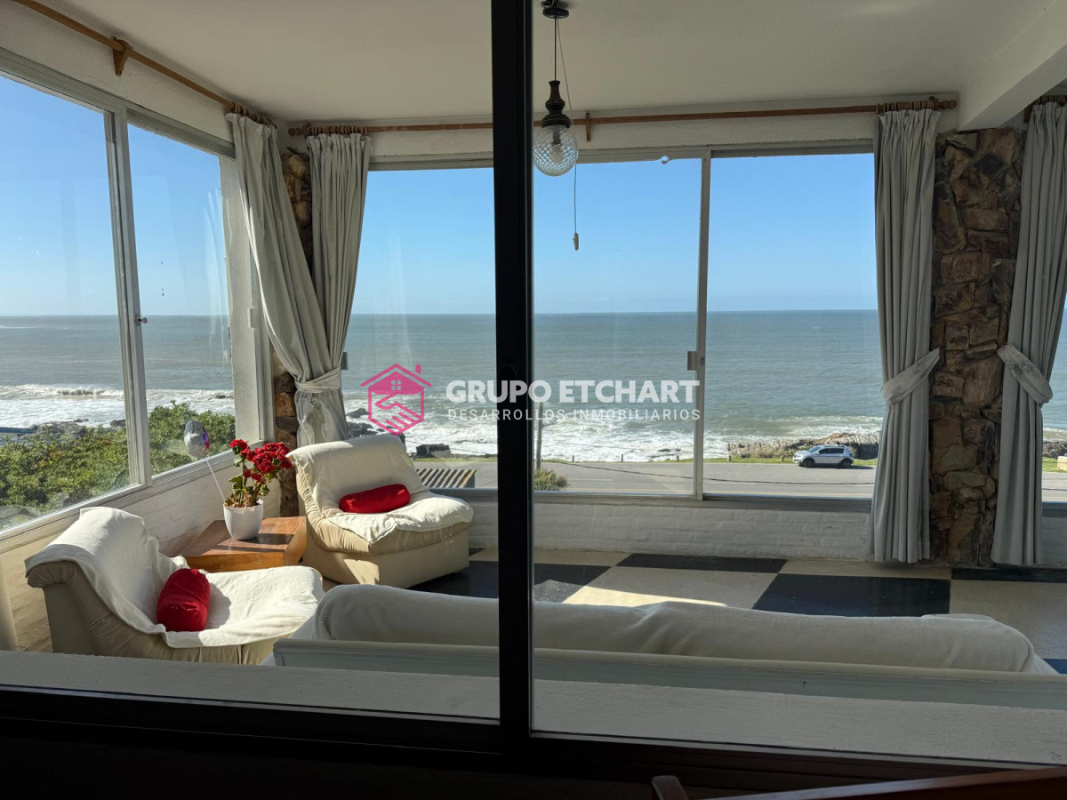 Casa ID.109 - Casa en venta Punta Colorada -  Vista al Mar - 3 Dormitorios 2 Baños