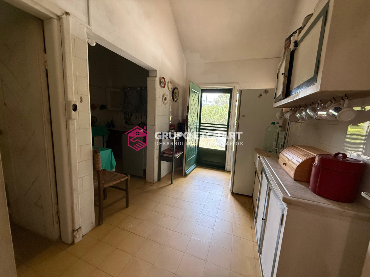 Casa ID.228 - casa en venta. 5 dormitorios y 3 baños.