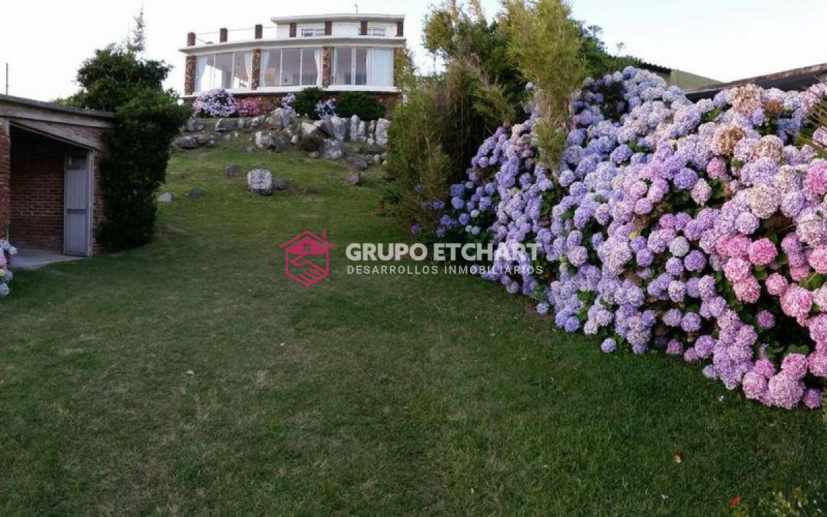 Casa ID.109 - Casa en venta Punta Colorada -  Vista al Mar - 3 Dormitorios 2 Baños