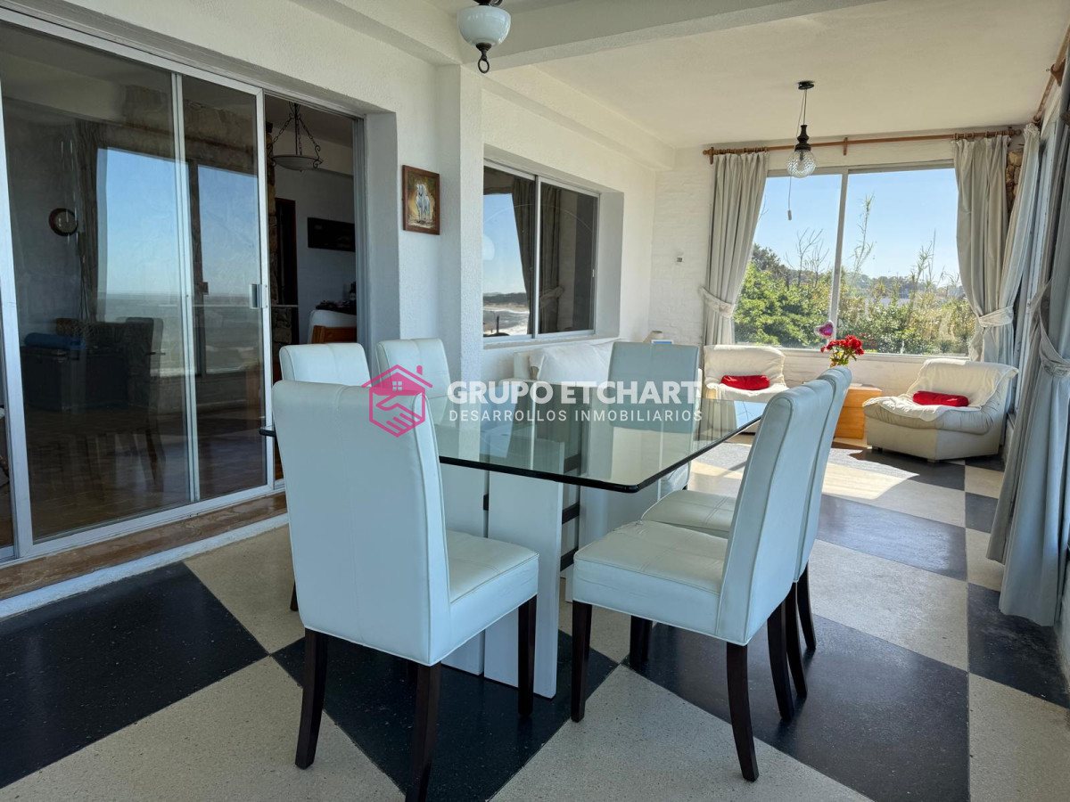 Casa ID.109 - Casa en venta Punta Colorada -  Vista al Mar - 3 Dormitorios 2 Baños