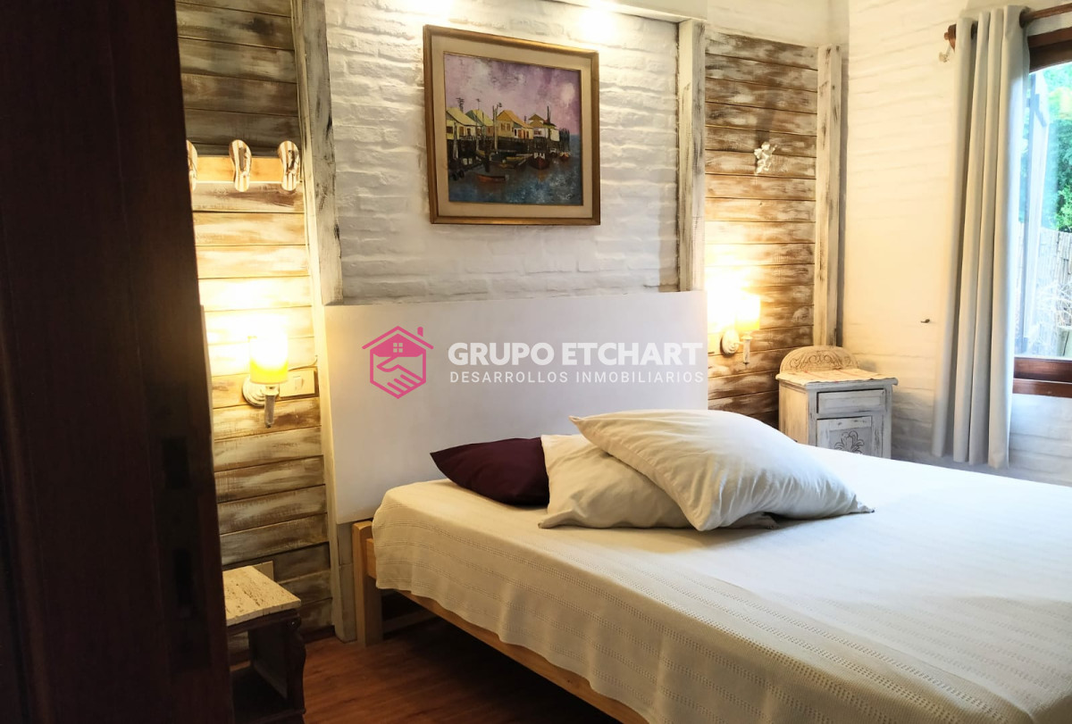 Casa ID.70 - En venta dos casas gemelas en Piriápolis 6 dormitorios y 4 baños.
