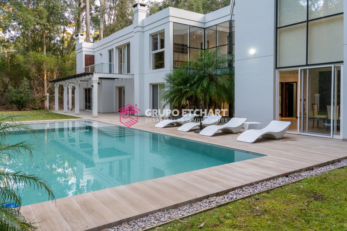 Casa ID.123 - Oportunidad en complejo Solanas 