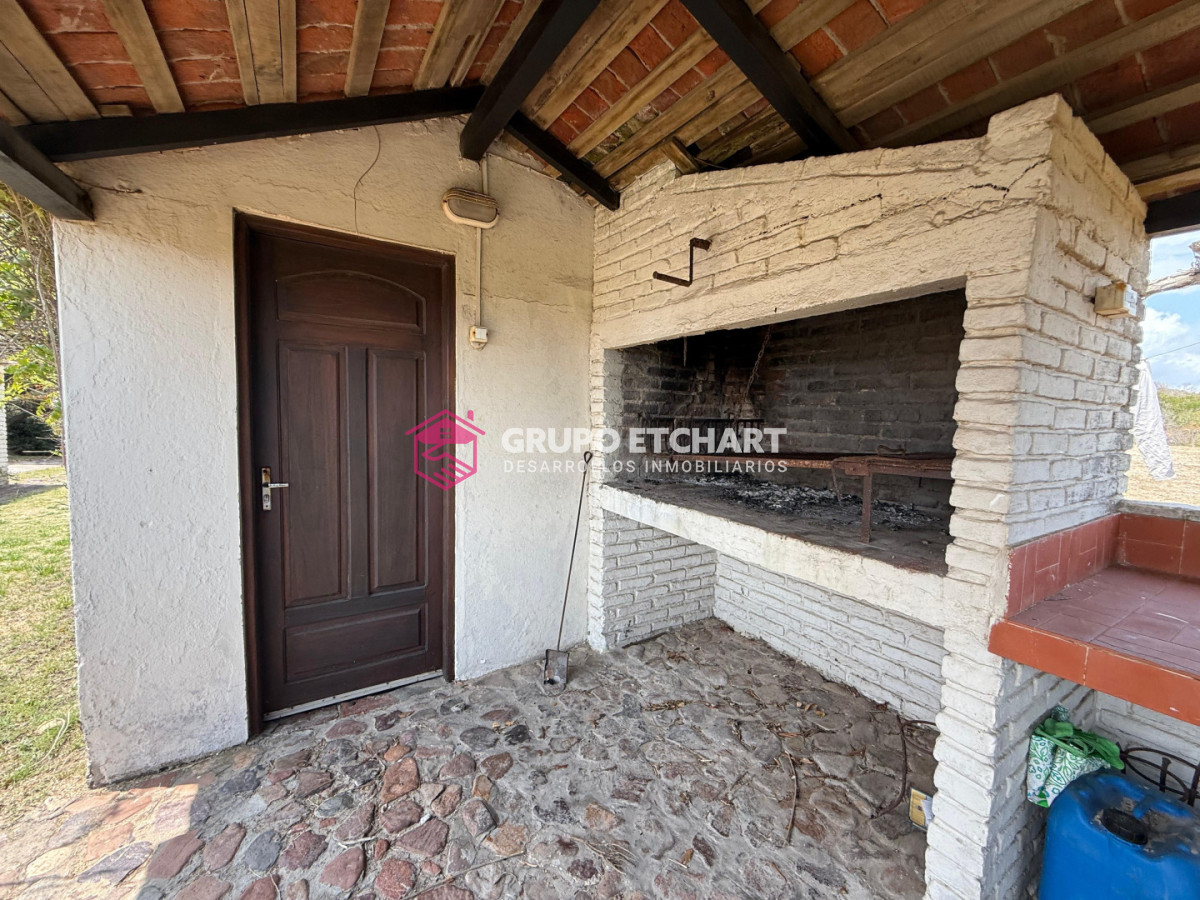Casa ID.228 - casa en venta. 5 dormitorios y 3 baños.