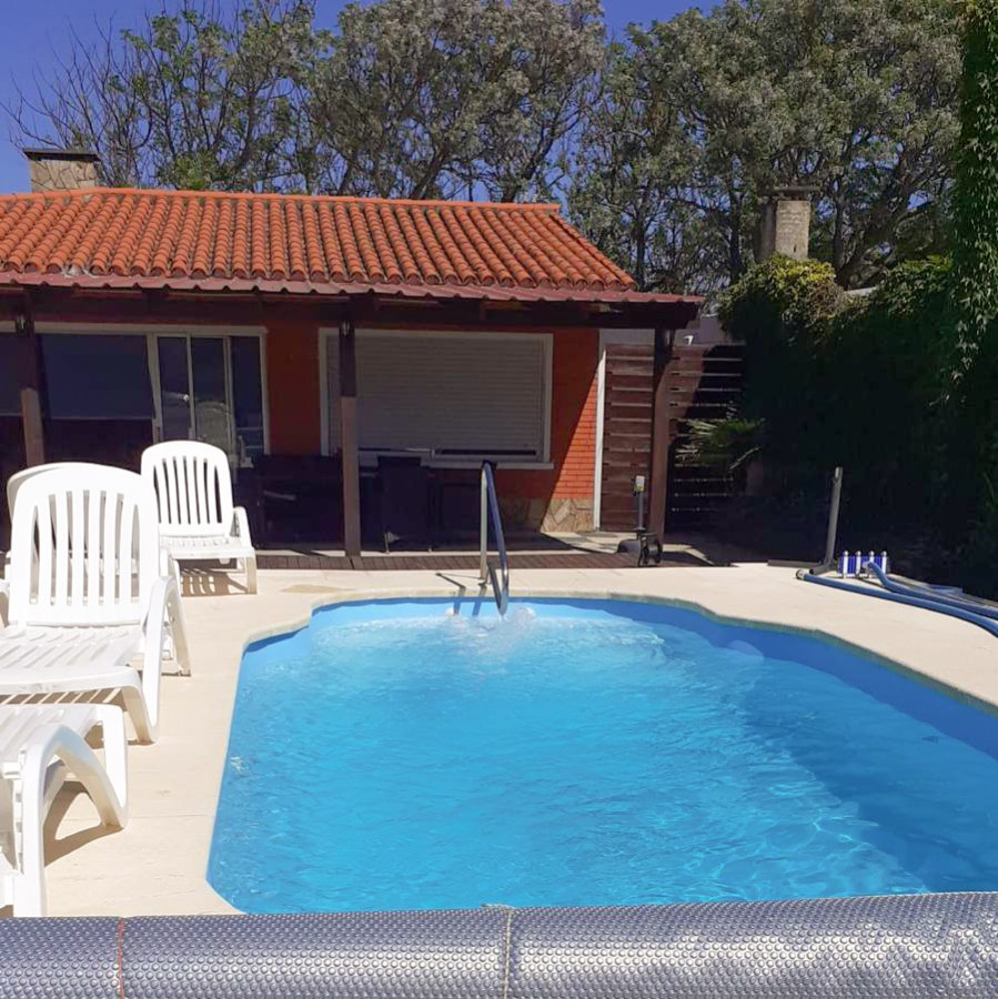 Casa en venta Piriápolis Playa Grande 5 dormitorios 3 baños posible permuta en ciudad de Minas.