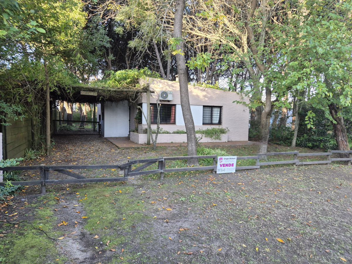 Casa en Venta Piriápolis 2 dormitorios 1 baño.