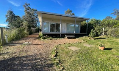 Casa en venta Piriápolis 2 dormitorios 1 baño.