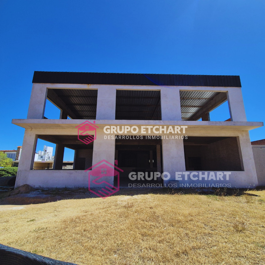 Local Comercial ID.32 - Local comercial en venta Piriápolis centro.