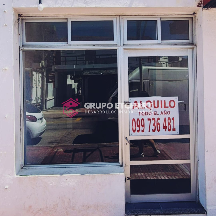 Local Comercial ID.74 - Alquiler local comercial Piriápolis.
