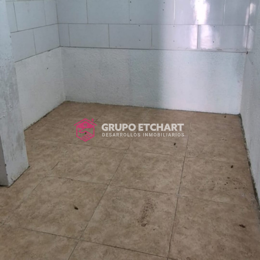 Local Comercial ID.74 - Alquiler local comercial Piriápolis.
