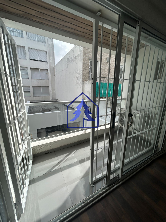 Apartamento ID.19 - Francisco Muñoz y La Gaceta