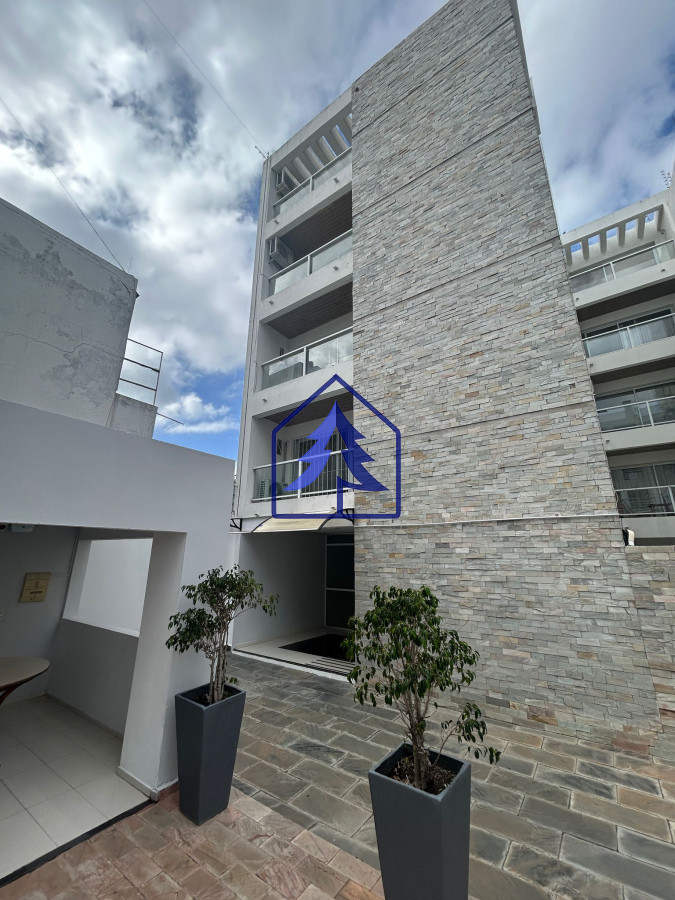 Apartamento ID.19 - Francisco Muñoz y La Gaceta