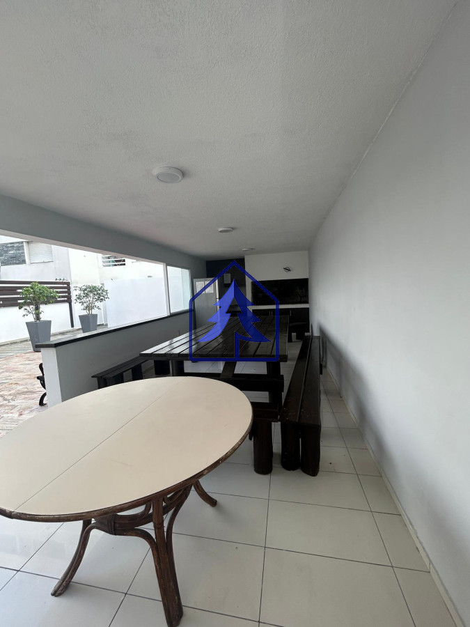 Apartamento ID.19 - Francisco Muñoz y La Gaceta