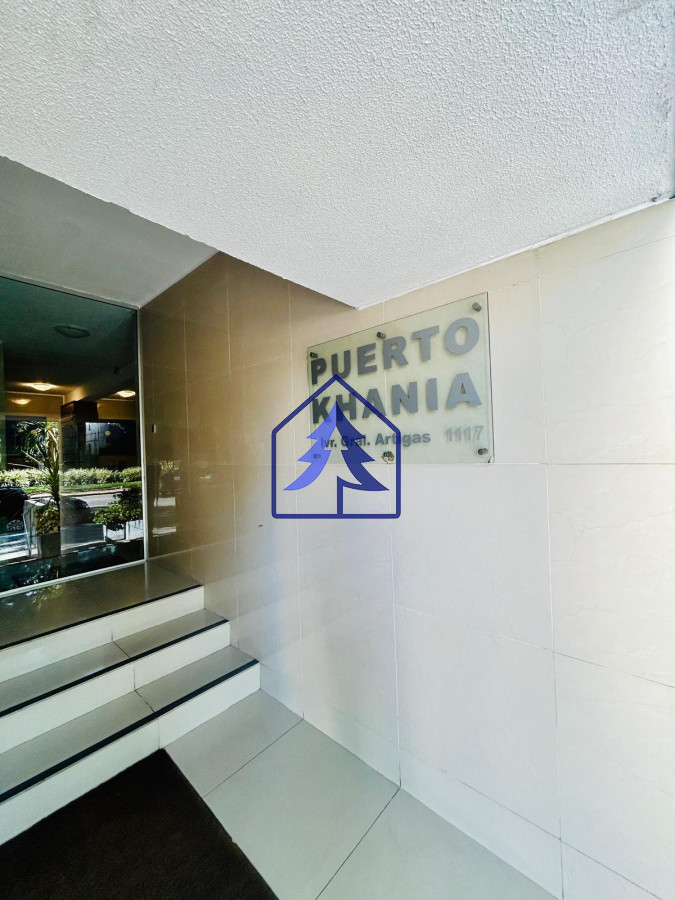 Apartamento ID.26 - APARTAMENTO CON GARAGE SOBRE AVENIDA