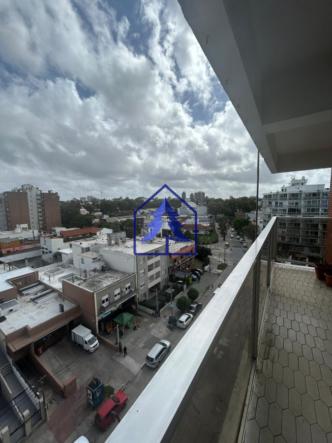 Apartamento ID.20 - EN VENTA! APARTAMENTO DE CATEGORIA, EXCELENTE CONSTRUCCIÒN!