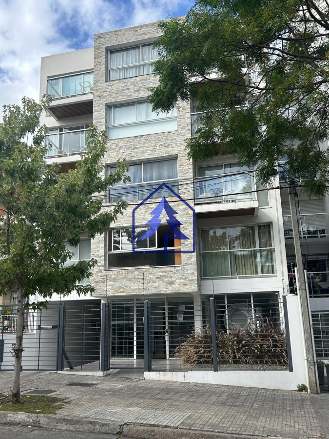 Apartamento ID.19 - Francisco Muñoz y La Gaceta