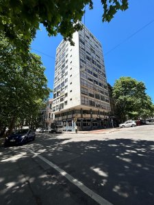 En Venta??OPORTUNIDAD ????Montevideo-zona centro