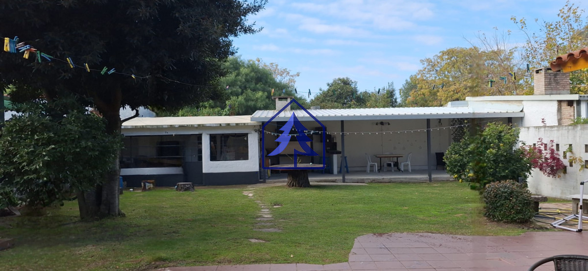 Casa ID.49 - EN VENTA CASA EN PINARES DE ATLANTIDA, EXCELENTE UBICACIÓN