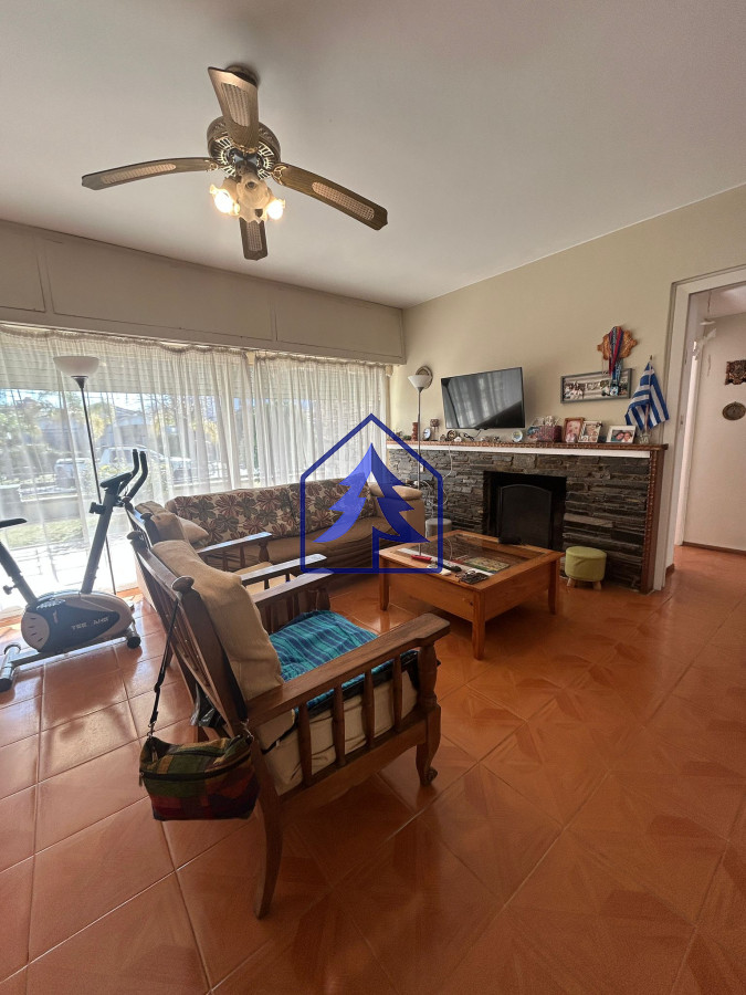 Casa ID.29 - EXCELENTE CHALET EN CENTRO DE ATLANTIDA