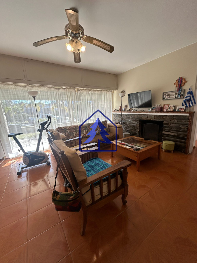 Casa ID.29 - EXCELENTE CHALET EN CENTRO DE ATLANTIDA