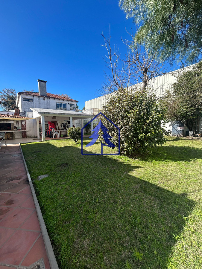 Casa ID.29 - EXCELENTE CHALET EN CENTRO DE ATLANTIDA