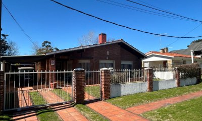 Hermosa Casa En Parque Del Plata, A 1 Cuadra De La Playa