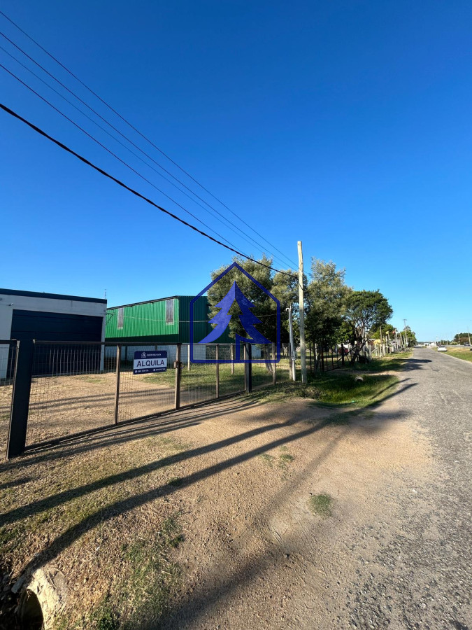 Galpón ID.13 - EXCELENTE GALPÓN EN ALQUILER SOBRE RUTA INTERBALNEARIA