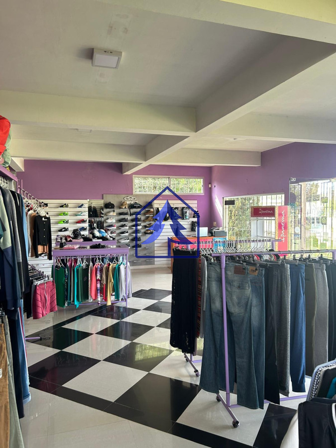 Local Comercial ID.27 - SE VENDE O ALQUILA LOCAL EN ATLANTIDA