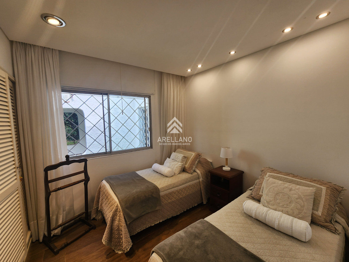 Casa ID.5453 - Venta casa 4 dormitorios 