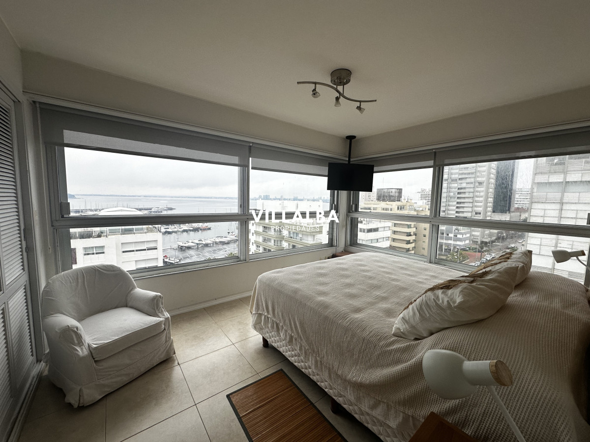 Apartamento ID.3636 - FRENTE AL PUERTO PUNTA DEL ESTE 