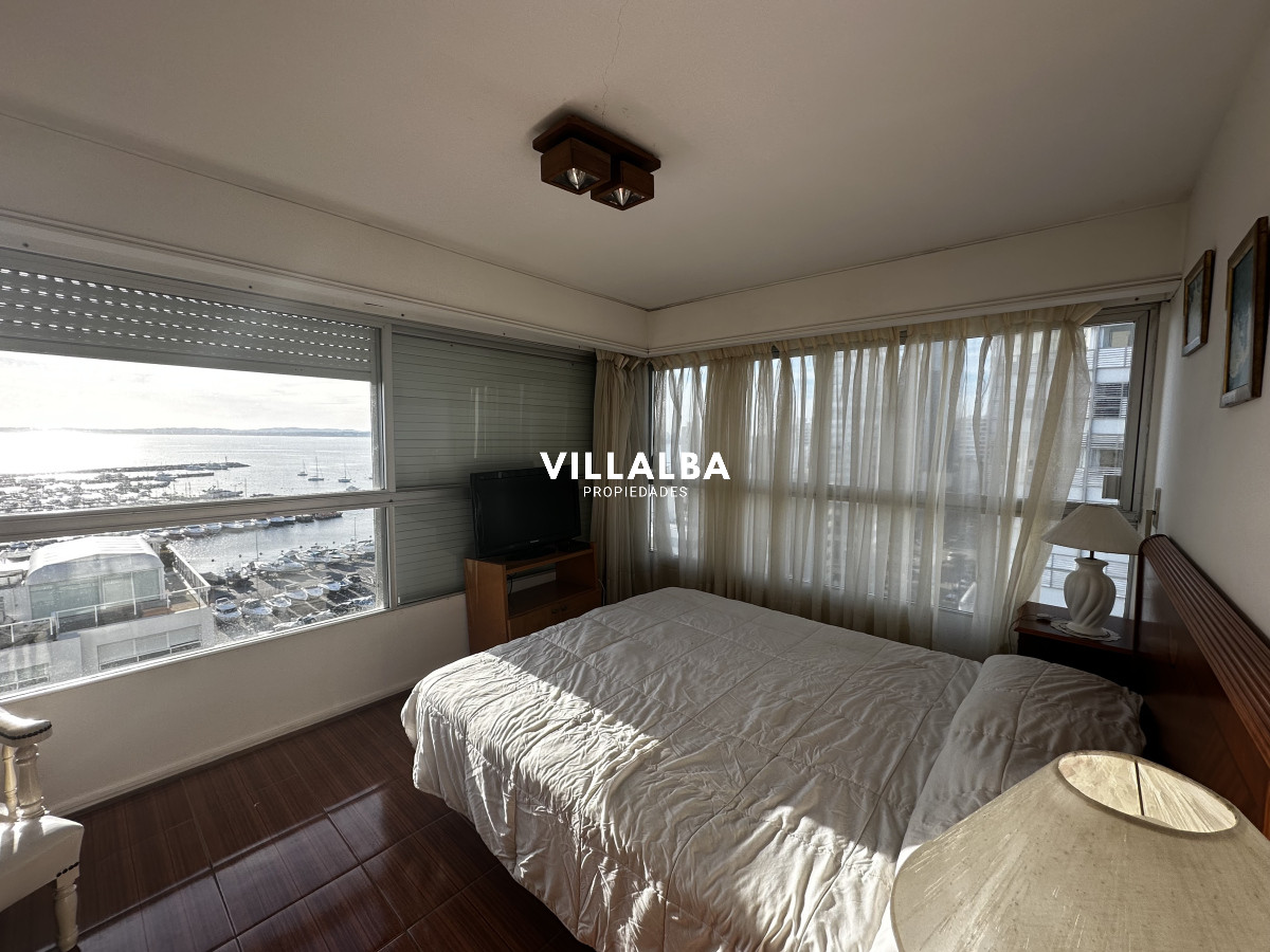 Apartamento ID.3575 - Frente al puerto
