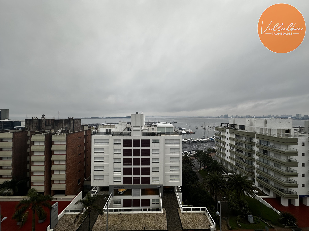 Apartamento ID.3636 - FRENTE AL PUERTO PUNTA DEL ESTE 
