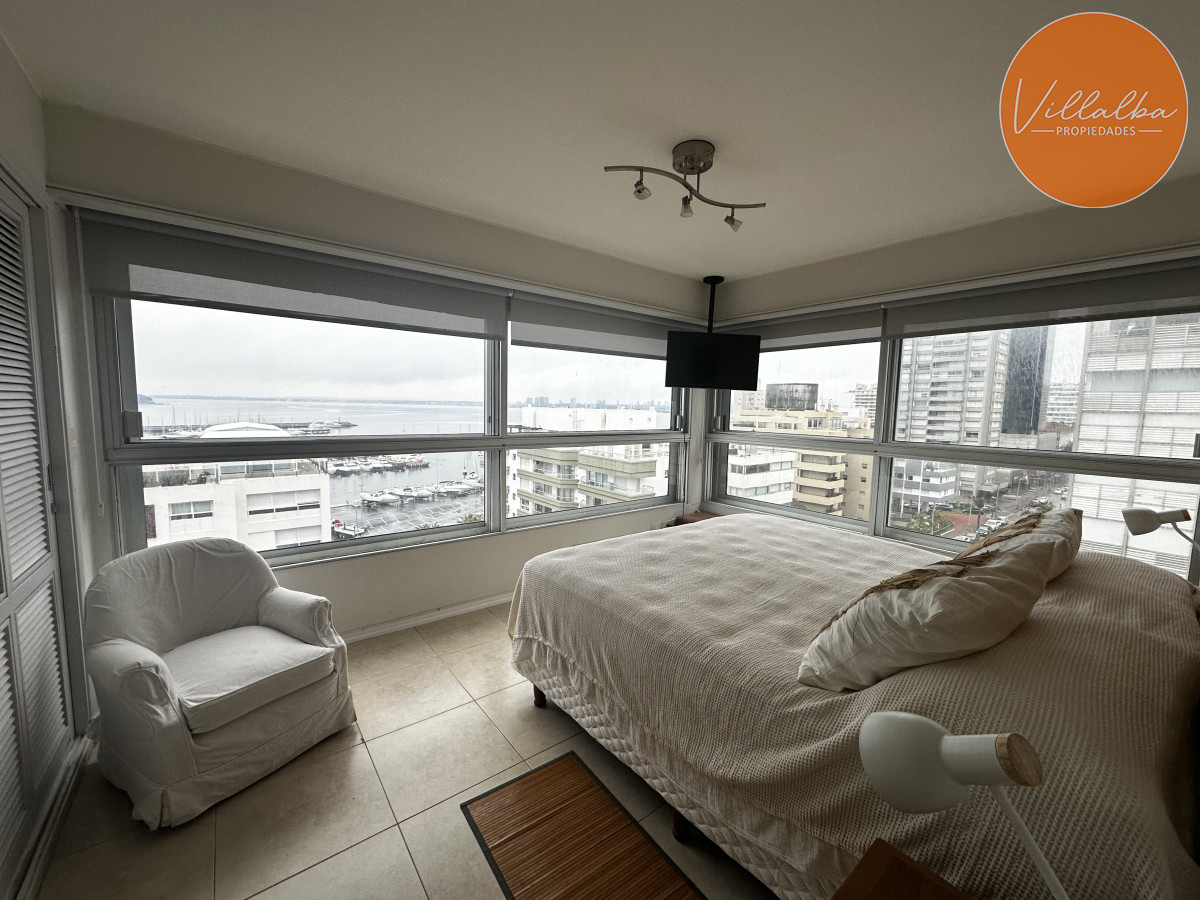 Apartamento ID.3636 - FRENTE AL PUERTO PUNTA DEL ESTE 