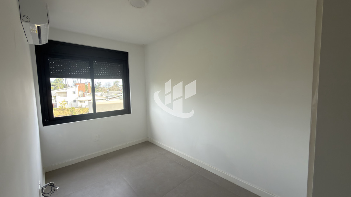 Casa ID.2808 - Casa en parada 32 mansa a estrenar 