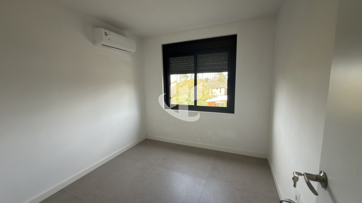Casa ID.2808 - Casa en parada 32 mansa a estrenar 