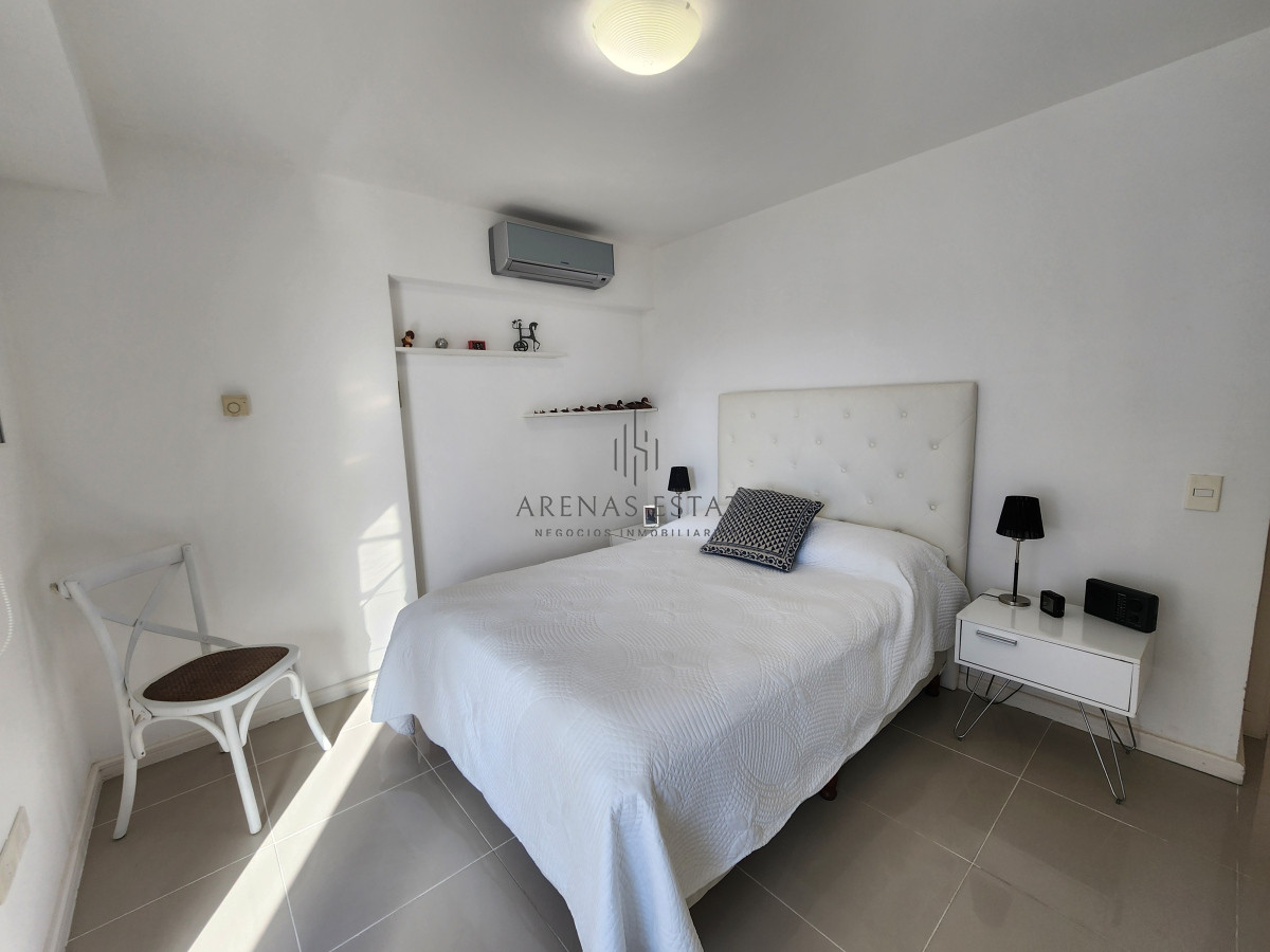 Apartamento ID.3736 - Apartamento de dos dormitorios en venta en Punta del Este 