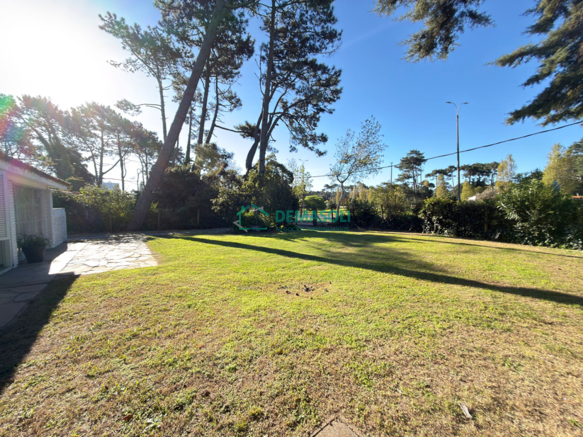 Casa ID.1496 - Unica en esta zona parada 8 Roosevelt 