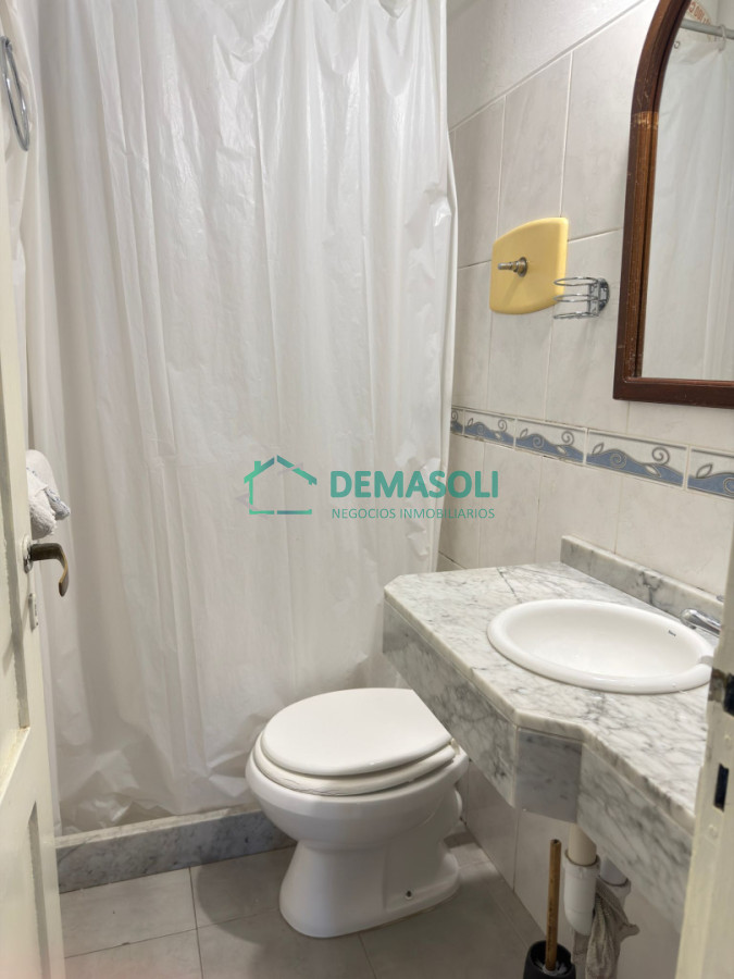 Casa ID.1496 - Unica en esta zona parada 8 Roosevelt 