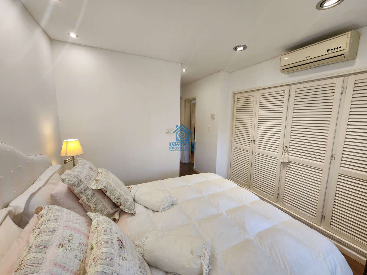 Casa ID.1038 - casa en barrio cantegril, un lugar para vivir y soñar 