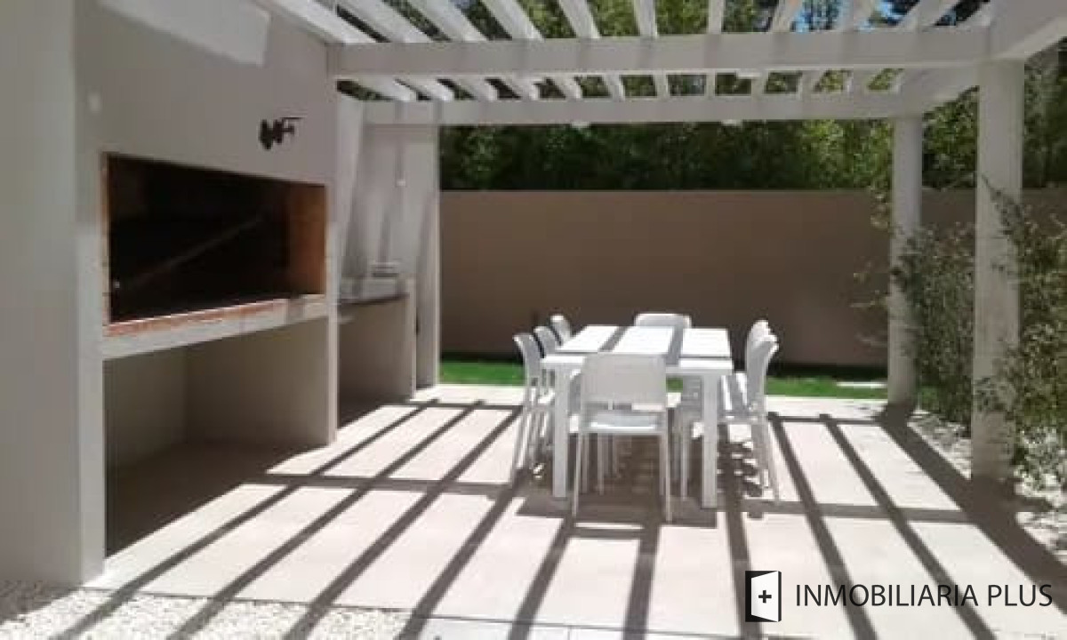 Apartamento ID.1530 - Apartamento en Alquiler invernal 2 Dormitorios, 2 Baños con Piscina, Gym, Barbacoa y más