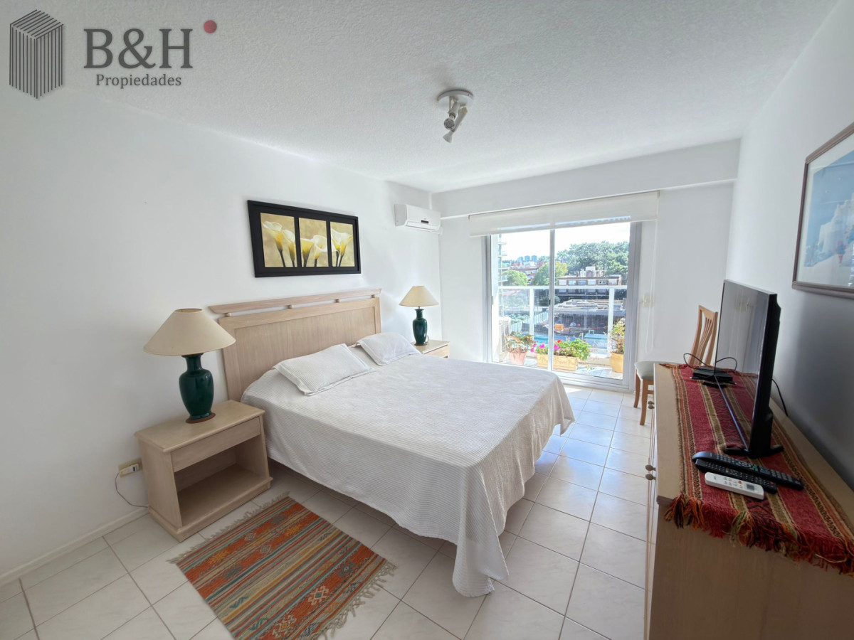 Apartamento ID.6545 - Alquiler Anual  y venta