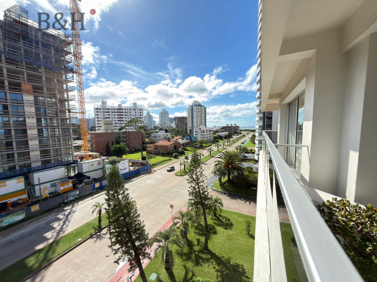 Apartamento ID.6545 - Alquiler Anual  y venta