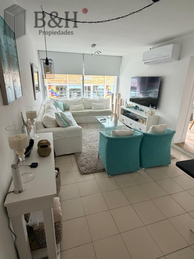 Apartamento ID.7906 - Apartamento tipo casa en plena pensula 