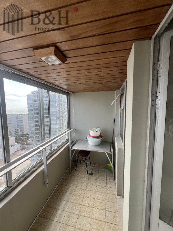 Apartamento ID.7936 - Venta en piso alto PENINSULA